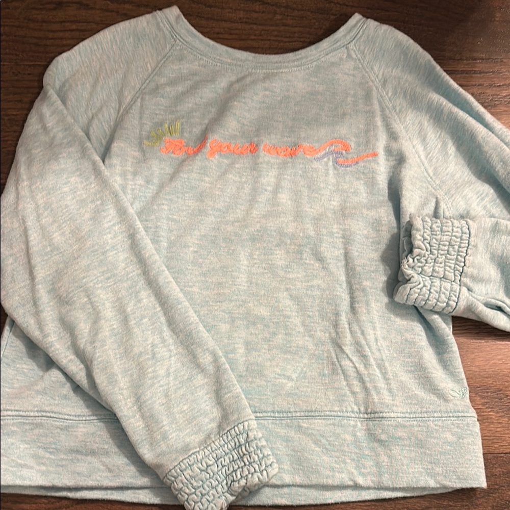 Vineyards vines dream cloth sweatshirt